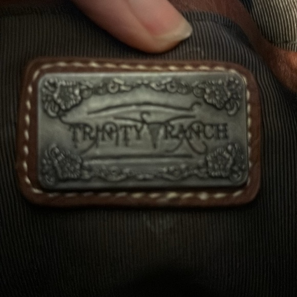 Montana West Trinity Ranch Concealed Carry Fringe Rivets Shoulder Bag Brown - Picture 9 of 10